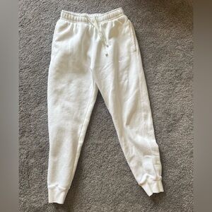 Nike Men’s White Jogger sweatpants